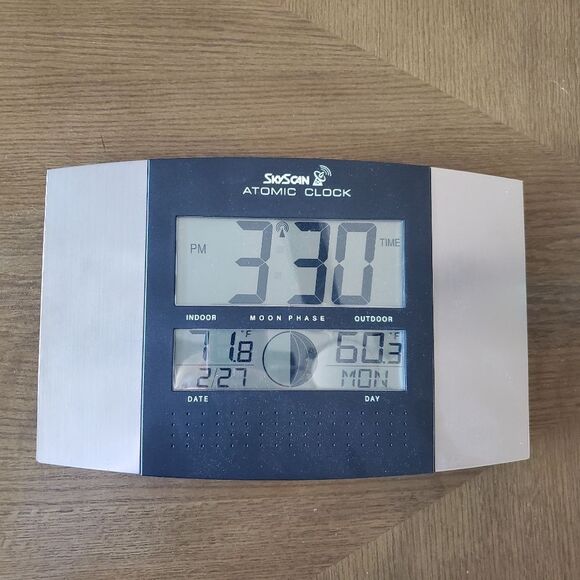 Skyscan Atomic Clock   - Picture 1 of 4